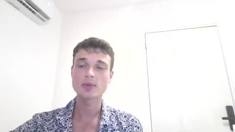 london_tomy online show from November 27, 4:27 am