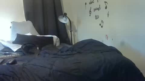 Snapshot of lonelydick2222 chatting on October 26, 1:13 pm lonelydick2222 online show from October 26, 1:13 pm