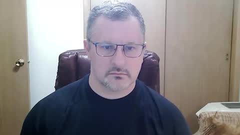 lookin75 online show from February 26, 4:14 am