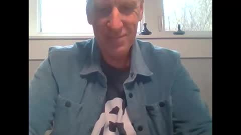 lookingforanopening online show from November 26, 7:06 pm