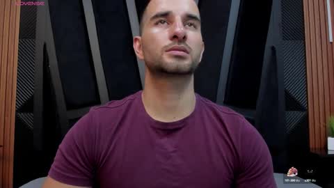  L O R E N Z O  Thumbs Up help  online show from September 22, 5:56 pm