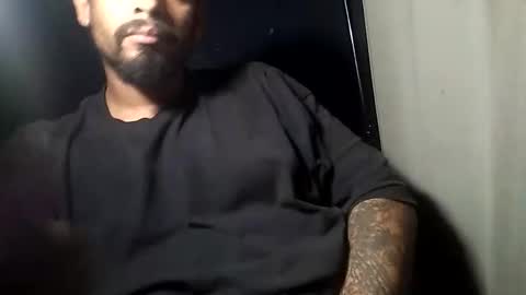 los213x online show from March 29, 8:58 am