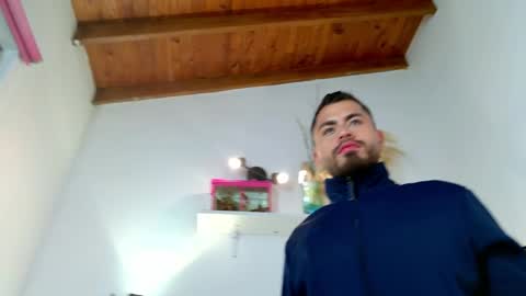 JUAN  JUAN online show from March 23, 6:41 am