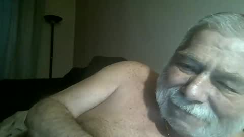 louis_chokdee online show from December 11, 3:55 pm