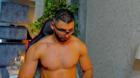 Louis online show from September 21, 10:54 pm