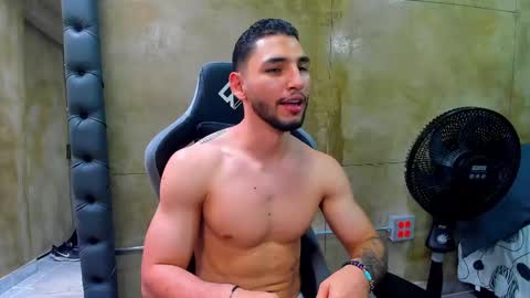 Louis online show from March 6, 8:16 pm