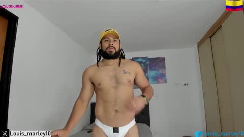 louis_marley_ online show from February 10, 7:51 pm