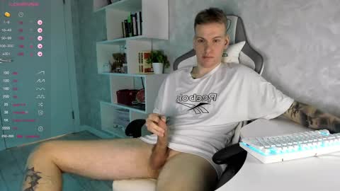 Louis  online show from February 15, 5:50 pm