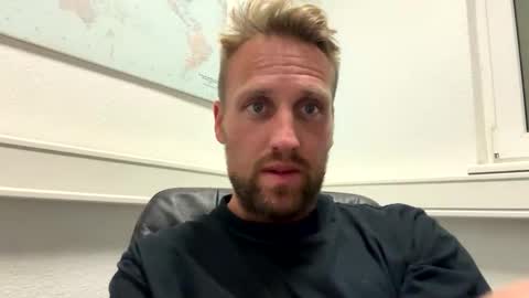 lovefuesse online show from September 8, 2:49 pm