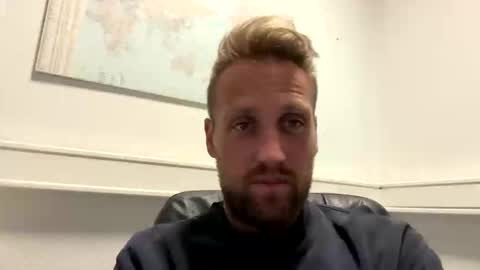 lovefuesse online show from October 9, 11:26 am