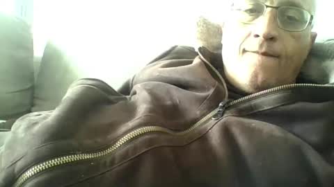 lovetightass online show from March 21, 10:20 am