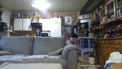 Snapshot of lovetobenaked10 chatting on January 18, 11:43 am aaron online show from January 18, 11:43 am