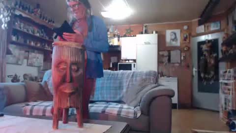 Snapshot of lovetobenaked10 chatting on September 26, 2:59 pm aaron online show from September 26, 2:59 pm