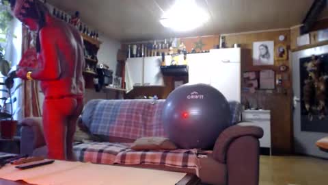 Snapshot of lovetobenaked10 chatting on October 19, 2:42 pm aaron online show from October 19, 2:42 pm