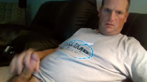 Snapshot of lovetocum37 chatting on September 11, 3:05 am lovetocum37 online show from September 11, 3:05 am