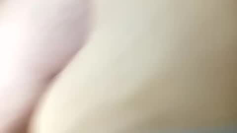 lovetoplay555250673 online show from September 26, 7:55 pm