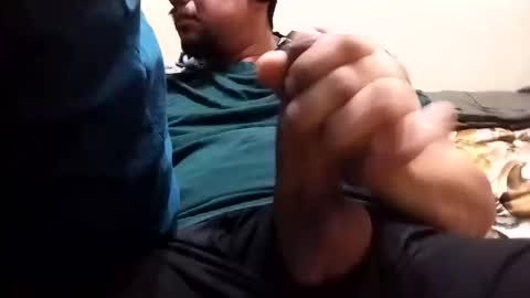 lowridin22 online show from January 6, 10:25 pm