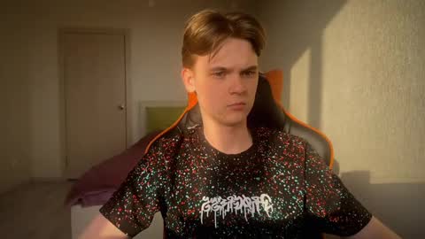 Lucas Gill online show from March 8, 12:06 pm