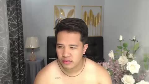 Luciferhotcum online show from February 19, 8:01 am