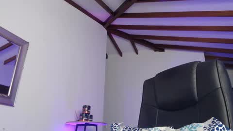 luciferstar01 online show from June 2, 12:11 am