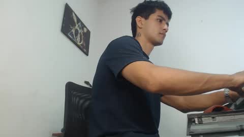 leonel online show from February 21, 6:04 pm