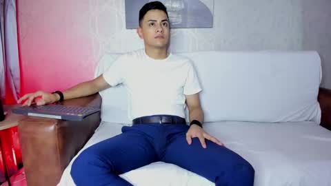 Leo online show from February 28, 11:25 am