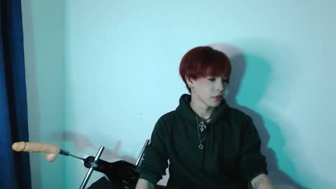 lucky_strickee online show from May 28, 4:43 am