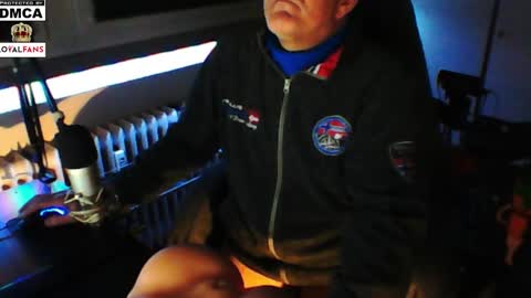        call me  Stefan online show from February 2, 6:37 am