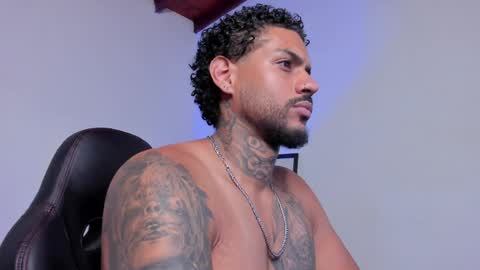 Luigi Vitale online show from April 1, 9:00 am