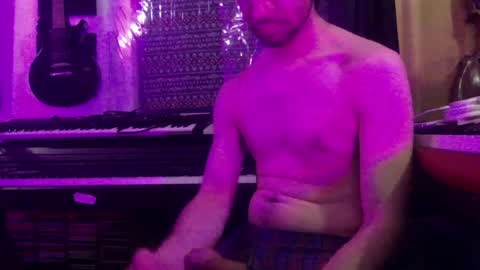 luis603ito online show from June 1, 1:50 am