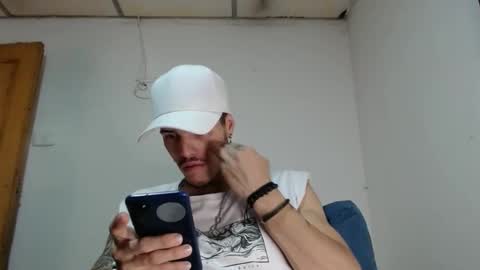 Luis AS online show from November 7, 2:20 pm