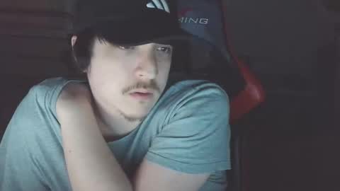 Luisdiaztube online show from June 5, 1:10 am