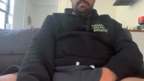 Luis. online show from April 27, 7:08 pm