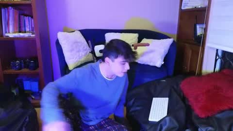 lukeboyce online show from January 7, 2:16 am