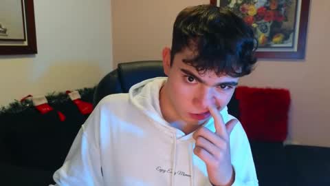 lukeboyce online show from November 11, 1:21 am