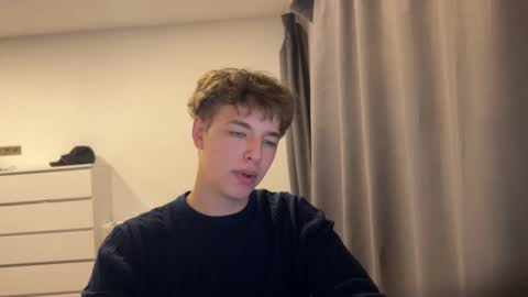 lukedesirable online show from January 18, 4:21 pm