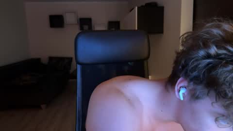 lukedesirable online show from May 22, 8:36 pm