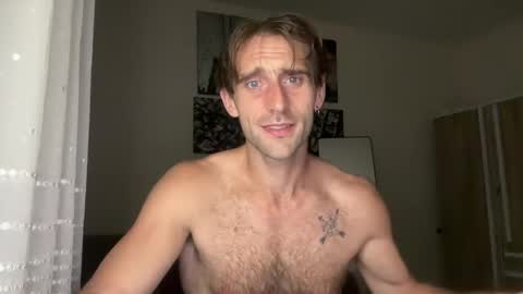 MR. Luke Gunn online show from December 3, 10:27 pm