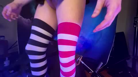 lukewilde online show from April 24, 8:05 am