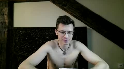 Andrew independent model 2000-0000 CET daily online show from April 19, 6:10 pm