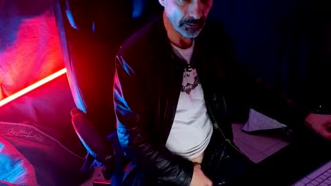 Im a   -  CAMGUY YOU  LIKE to FUCK online show from March 18, 10:24 pm