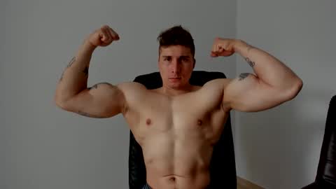 Lyonel online show from December 2, 8:01 pm