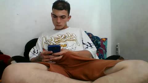 m0ntana777 online show from September 16, 10:38 am