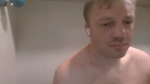 Snapshot of m15kala chatting on December 20, 12:27 pm m15kala online show from December 20, 12:27 pm