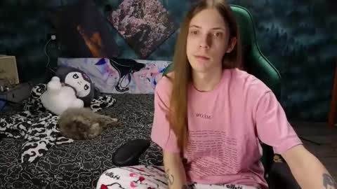 m1shq online show from March 2, 2:08 am