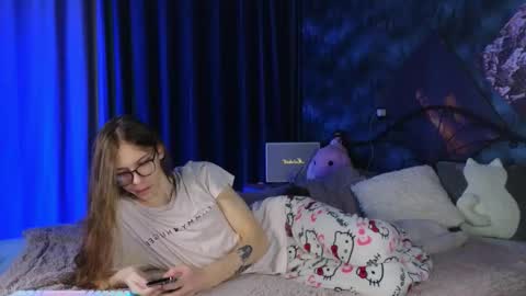 m1shq online show from December 5, 1:46 am