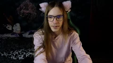 m1shq online show from March 5, 10:12 pm