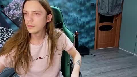 m1shq online show from March 7, 12:04 am