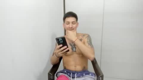 itgram pezlo josue online show from May 16, 1:25 am
