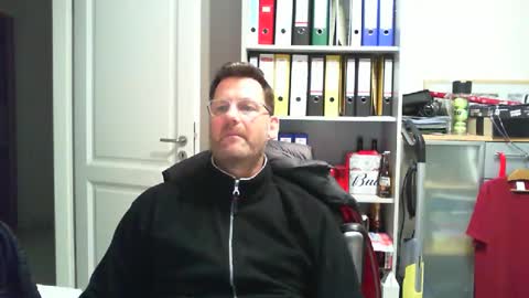 Snapshot of macfly67 chatting on January 22, 6:20 pm macfly67 online show from January 22, 6:20 pm